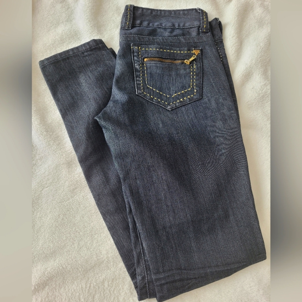 Dark Guess Women's Jeans - Never Worn - Size 27 - Picture 1 of 6